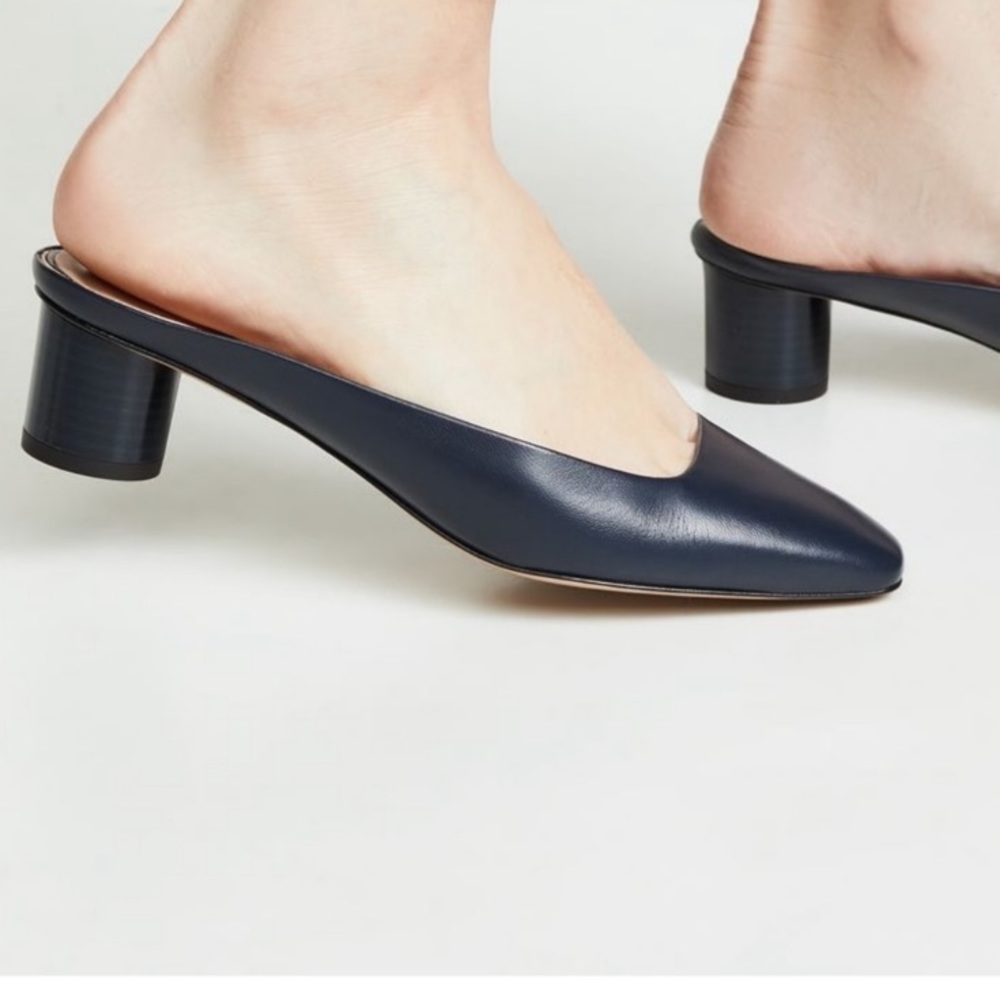 Club Monaco Aveena Navy Italian Leather Square Toe Round Heel Mules